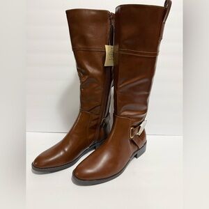 St Johns Bay Womens 8M Brown Cognac Knee High Boots With Memory Foam - NWT